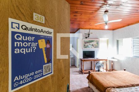 Studio para alugar com 30m², 1 quarto e sem vagaPlaquinha - Entrada