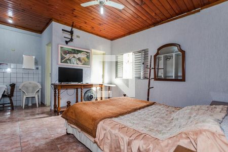 Dormitório de kitnet/studio para alugar com 1 quarto, 30m² em Vila Martins, Mogi das Cruzes