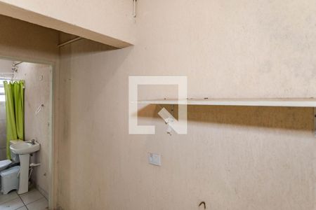 Cozinha de apartamento para alugar com 1 quarto, 30m² em Vila Martins, Mogi das Cruzes