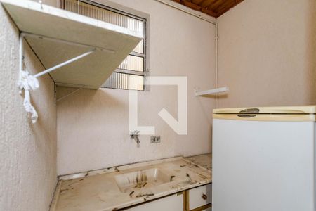 Cozinha de apartamento para alugar com 1 quarto, 30m² em Vila Martins, Mogi das Cruzes