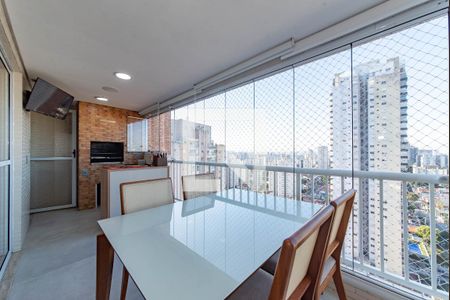 Varanda de apartamento para alugar com 3 quartos, 111m² em Vila Gumercindo, São Paulo