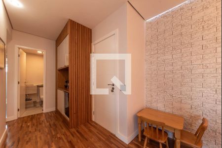 Sala - Entrada de apartamento para alugar com 3 quartos, 111m² em Vila Gumercindo, São Paulo
