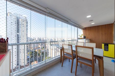 Varanda de apartamento à venda com 3 quartos, 111m² em Vila Gumercindo, São Paulo