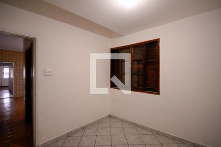 Quarto 2 de casa à venda com 3 quartos, 70m² em Vila Santo Estefano, São Paulo