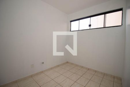 Quarto 2 de apartamento para alugar com 2 quartos, 97m² em Samambaia Norte (samambaia), Brasília