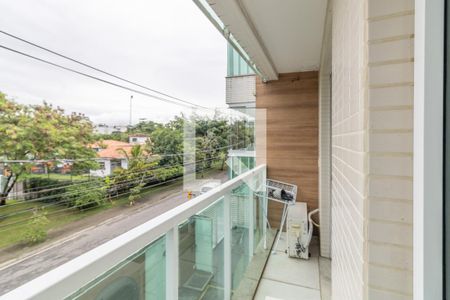 Apartamento à venda com 103m², 3 quartos e 2 vagas Apartamento à venda com 103m², 3 quartos e 2 vagasSuíte Canadense 1 - Varanda