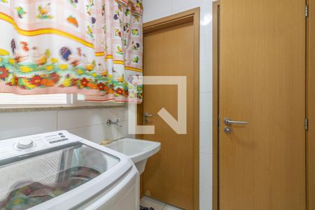 Apartamento à venda com 103m², 3 quartos e 2 vagas Apartamento à venda com 103m², 3 quartos e 2 vagasÁrea de Serviço