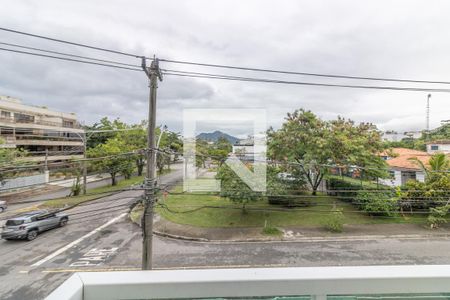 Apartamento à venda com 103m², 3 quartos e 2 vagas Apartamento à venda com 103m², 3 quartos e 2 vagasSuíte Canadense 1 - Varanda