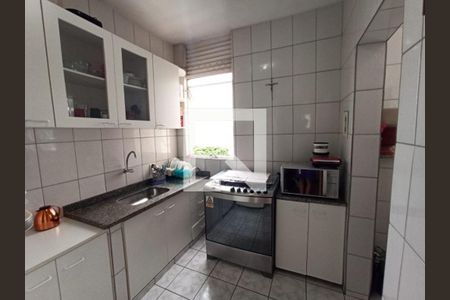 Apartamento à venda com 3 quartos, 95m² em Santa Tereza, Belo Horizonte