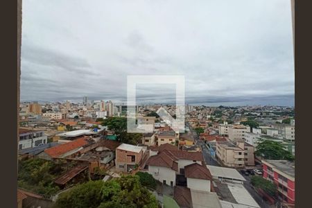 Apartamento à venda com 3 quartos, 95m² em Santa Tereza, Belo Horizonte