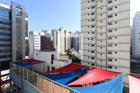 Vista  de apartamento à venda com 1 quarto, 40m² em Indianópolis, São Paulo