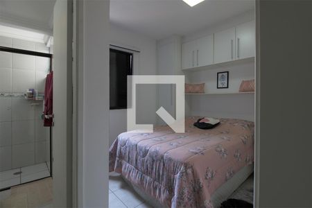 Suíte de apartamento à venda com 3 quartos, 70m² em Vila Firmiano Pinto, São Paulo