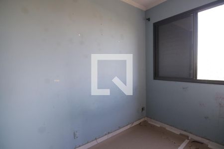 Quarto 1 de apartamento para alugar com 3 quartos, 70m² em Vila Araguaia, São Paulo