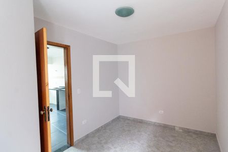 Quarto 1 de apartamento para alugar com 2 quartos, 41m² em Parque Paineiras, São Paulo