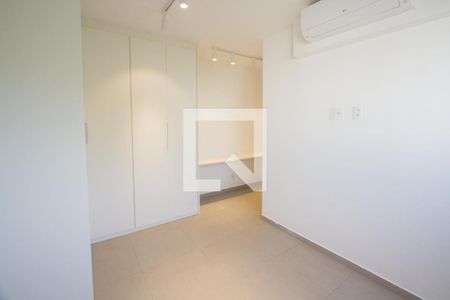 Suíte de apartamento para alugar com 2 quartos, 66m² em Santo Amaro, São Paulo