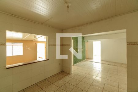 Cozinha de casa à venda com 2 quartos, 150m² em Vila Nova, Porto Alegre