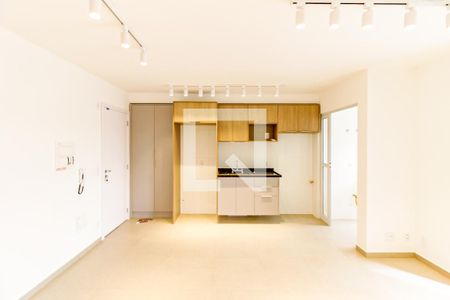 Sala de apartamento à venda com 2 quartos, 66m² em Santo Amaro, São Paulo