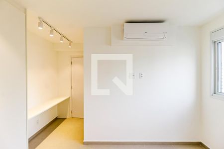 Suíte de apartamento para alugar com 2 quartos, 66m² em Santo Amaro, São Paulo