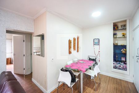 Sala de apartamento à venda com 2 quartos, 67m² em Vila Esperança, São Paulo