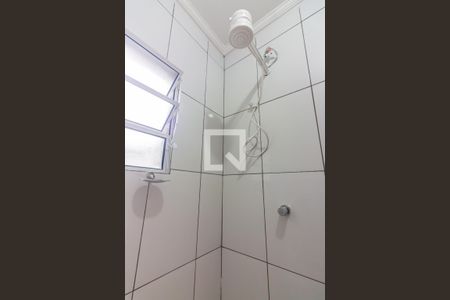 Banheiro  de casa para alugar com 1 quarto, 44m² em Conceição, Osasco