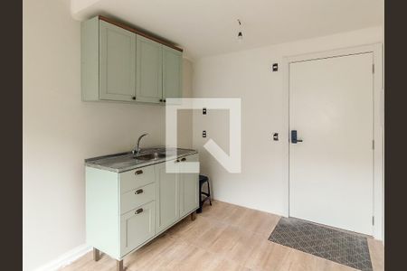 Cozinha de kitnet/studio para alugar com 1 quarto, 27m² em Cidade Baixa, Porto Alegre