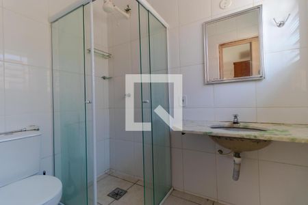 Banheiro de kitnet/studio para alugar com 1 quarto, 25m² em Cidade Universitária, Campinas