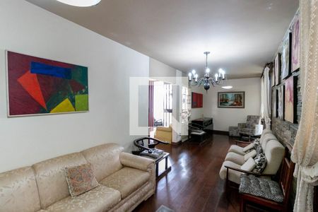 Sala de casa à venda com 4 quartos, 300m² em Belvedere, Belo Horizonte