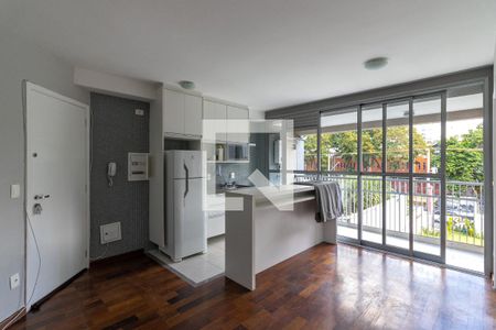 Sala e Cozinha de apartamento para alugar com 2 quartos, 46m² em Vila Olímpia, São Paulo