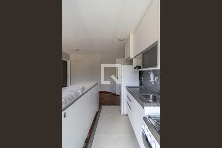 Sala e Cozinha de apartamento para alugar com 2 quartos, 46m² em Vila Olímpia, São Paulo