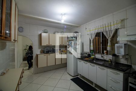 Casa à venda com 385m², 3 quartos e 3 vagas Casa à venda com 385m², 3 quartos e 3 vagasCozinha