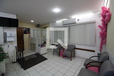 Casa à venda com 385m², 3 quartos e 3 vagas