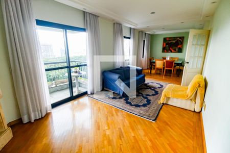 Sala de apartamento à venda com 3 quartos, 115m² em Vila Suzana, São Paulo