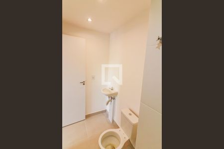 Banheiro de apartamento à venda com 1 quarto, 25m² em Vila Butantã, São Paulo