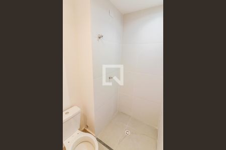 Banheiro de apartamento à venda com 1 quarto, 25m² em Vila Butantã, São Paulo