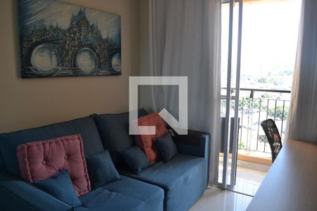 Sala de apartamento à venda com 2 quartos, 57m² em Vila Satúrnia, Campinas