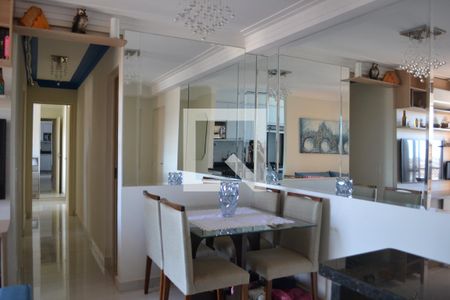 Sala de jantar de apartamento à venda com 2 quartos, 57m² em Vila Satúrnia, Campinas