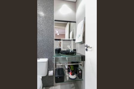 Banheiro de apartamento à venda com 3 quartos, 61m² em Dom Cabral, Belo Horizonte