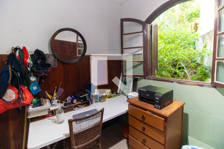 Quarto 1 de casa à venda com 3 quartos, 164m² em Itaipu, Niterói