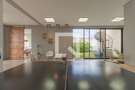 Sala 2 de casa à venda com 5 quartos, 400m² em Bandeirantes (pampulha), Belo Horizonte