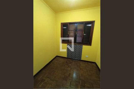 Casa à venda com 3 quartos, 134m² em Vila Romero, São Paulo