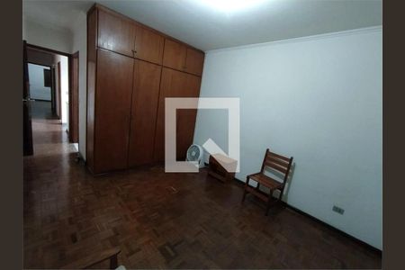 Casa à venda com 3 quartos, 134m² em Vila Romero, São Paulo