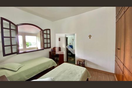 Casa 01 - Quarto de casa à venda com 6 quartos, 330m² em Palmeiras, Belo Horizonte