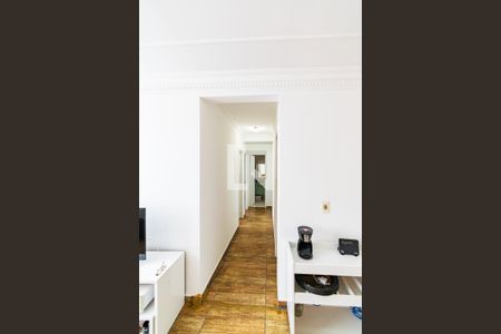 Corredor de apartamento à venda com 2 quartos, 61m² em Conjunto Residencial Jardim Canaa, São Paulo