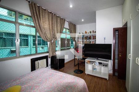 Suíte de apartamento à venda com 3 quartos, 180m² em Tijuca, Rio de Janeiro