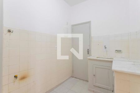 Cozinha de apartamento para alugar com 2 quartos, 69m² em Copacabana, Rio de Janeiro