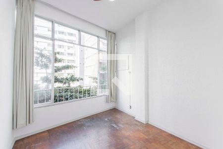 Quarto de apartamento para alugar com 2 quartos, 69m² em Copacabana, Rio de Janeiro