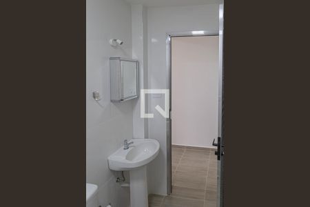 Banheiro de kitnet/studio para alugar com 1 quarto, 29m² em Consolação, São Paulo