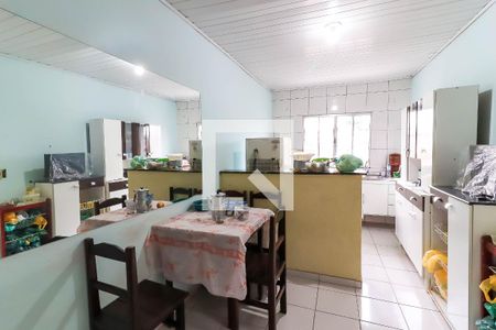 Cozinha de casa à venda com 1 quarto, 150m² em Parque Pinheiros, Taboão da Serra