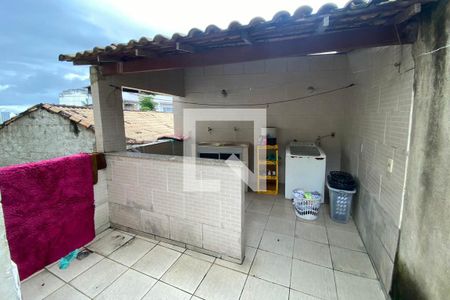 Área de Serviço de casa para alugar com 3 quartos, 200m² em Jardim Vinte E Cinco de Agosto, Duque de Caxias