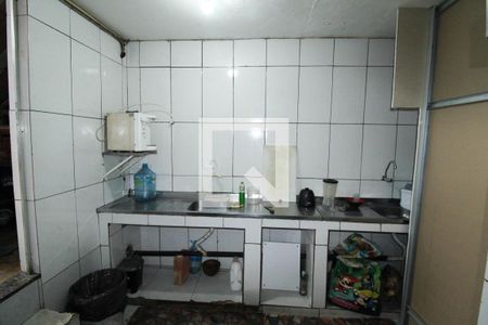 Edícula  de casa para alugar com 2 quartos, 200m² em Vila Meriti, Duque de Caxias